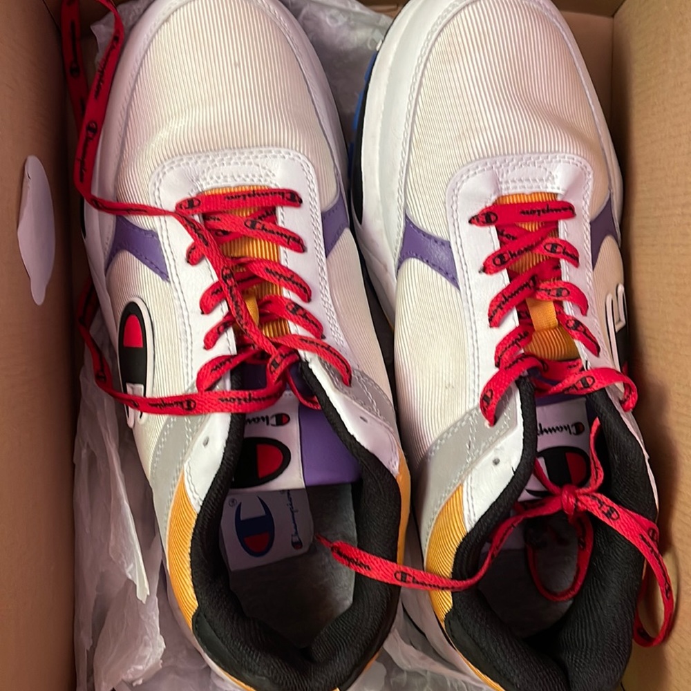 Champion women gym shoes